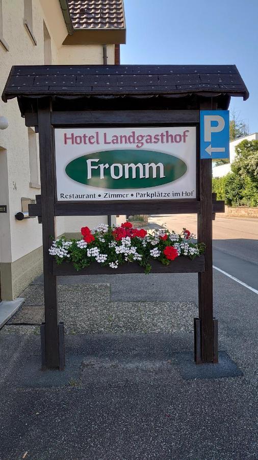 Hotel Landgasthof Fromm Untergruppenbach Bagian luar foto
