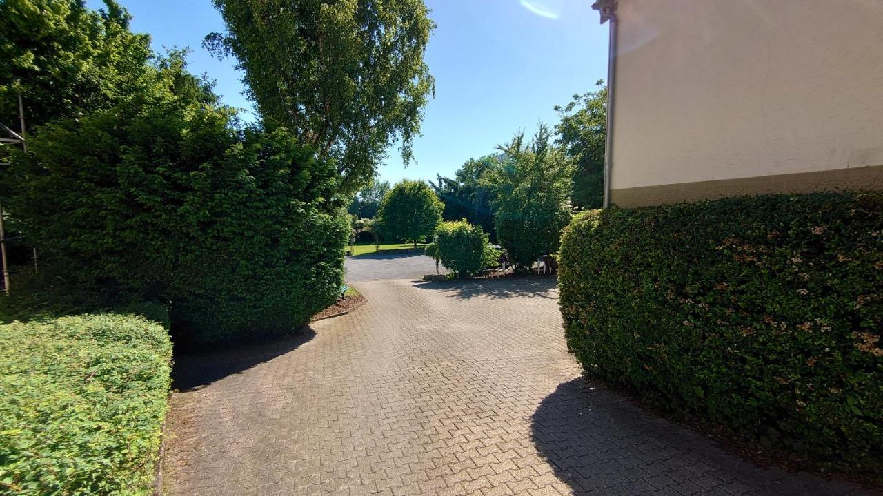 Hotel Landgasthof Fromm Untergruppenbach Bagian luar foto